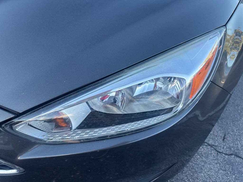 Used 2015 Ford Focus SE FWD image 43