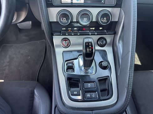 Used 2015 Jaguar F-TYPE Coupe RWD image 14