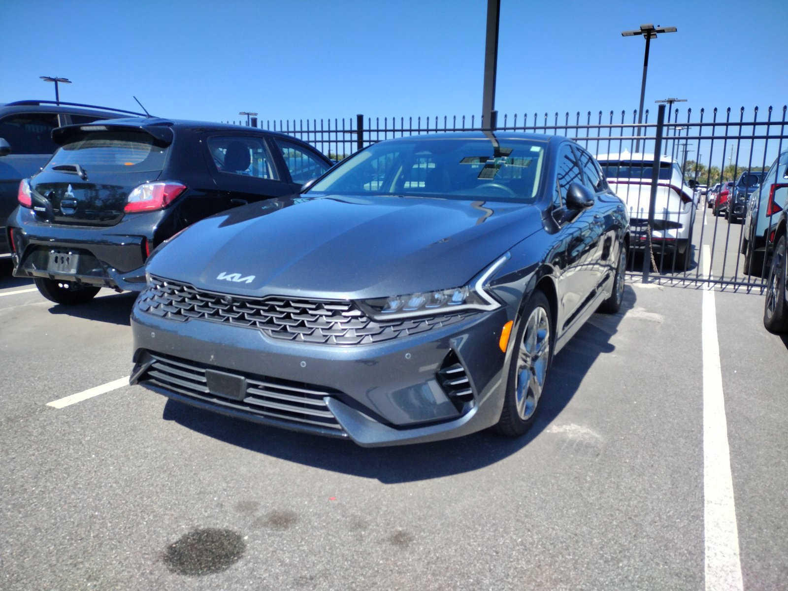 Used 2024 Kia K5 EX w/ EX Premium Package FWD image 3