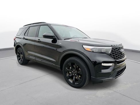 Used 2023 Ford Explorer ST-Line image 2