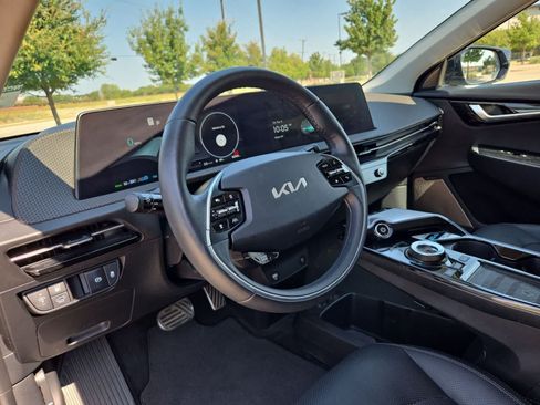 Used 2022 Kia EV6 GT-Line w/ First Edition Package AWD/4WD image 2