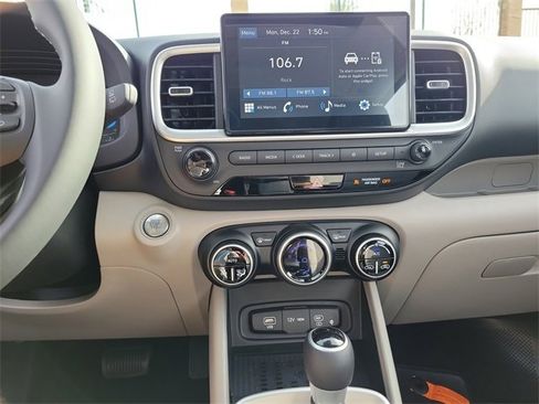 New 2026 Hyundai Venue SEL image 13