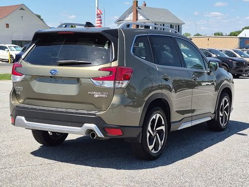 Used 2024 Subaru Forester Touring w/ POP Package 3 AWD/4WD image 3