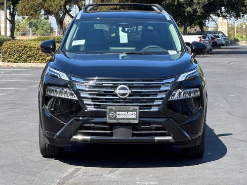 New 2026 Nissan Rogue Platinum w/ Platinum Premium Package image 6