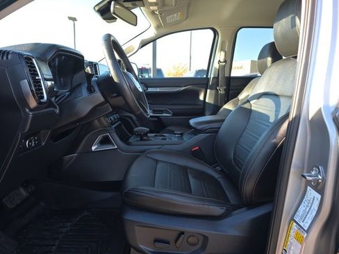 Used 2024 Ford Ranger Lariat w/ Advanced Towing Package image 11