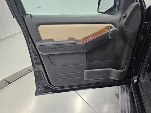 Used 2010 Ford Explorer Eddie Bauer image 25