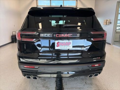Used 2025 GMC Acadia AT4 w/ Luxury Package AWD/4WD image 8