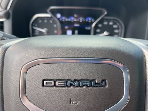 Used 2021 GMC Yukon XL Denali w/ Denali Premium Package image 43