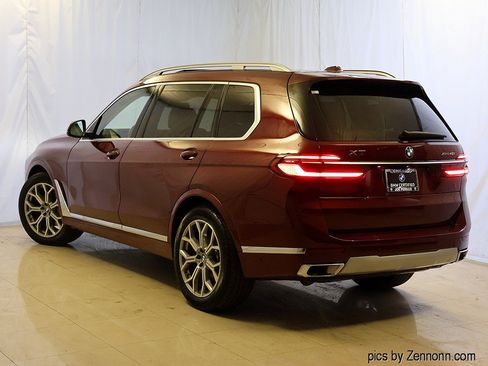 Used 2026 BMW X7 xDrive40i AWD/4WD image 9