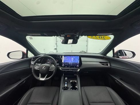 Used 2023 Lexus RX 350 Premium w/ Accessory Package AWD/4WD image 3