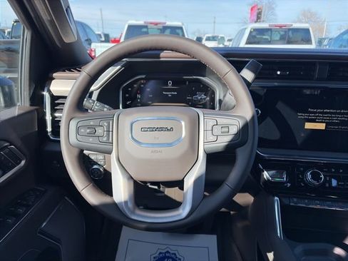 New 2026 GMC Sierra 2500 Denali w/ Denali Reserve Package image 15