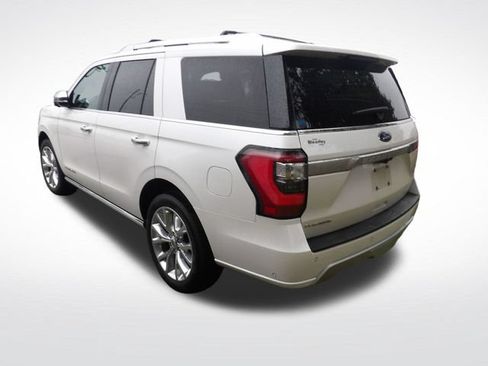Used 2018 Ford Expedition Platinum RWD image 9