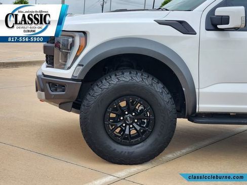 Used 2023 Ford F150 Raptor w/ Raptor 37 Performance Package AWD/4WD image 12