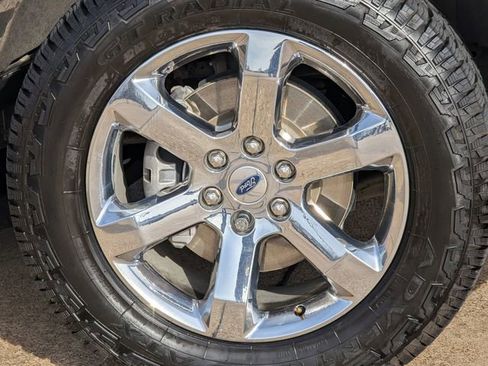 Used 2023 Ford F150 Lariat image 10