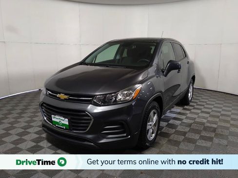 Used 2020 Chevrolet Trax LS w/ Tint and Cruise Package FWD image 1