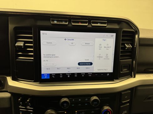 Used 2023 Ford F250 XLT w/ XLT Premium Package image 21