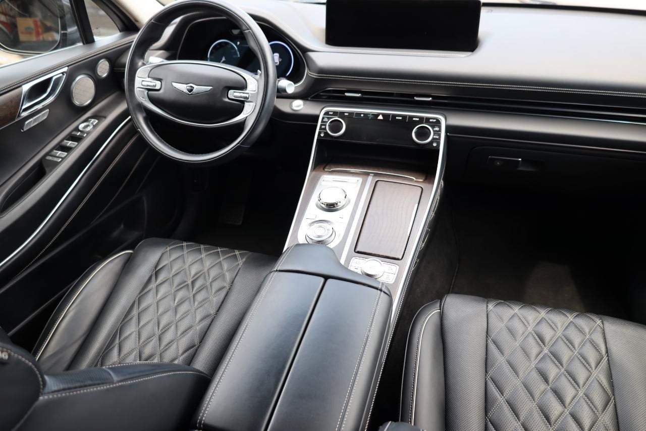 Used 2023 Genesis GV80 3.5T AWD/4WD image 11