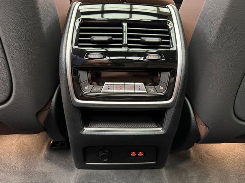 New 2027 BMW X7 xDrive40i AWD/4WD image 26
