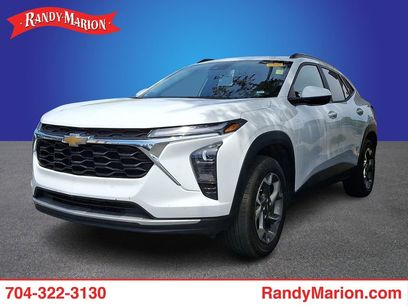 Used 2025 Chevrolet Trax LT