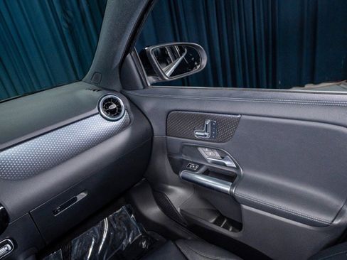 New 2025 Mercedes-Benz GLA 250 image 22