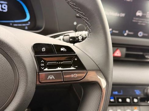 New 2026 Hyundai Elantra Sport FWD image 21