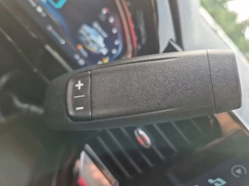 Used 2023 Chevrolet Silverado 1500 LT AWD/4WD image 26