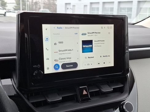 Certified 2024 Toyota Corolla LE w/ LE Convenience Package image 18