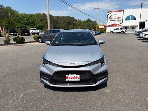 Used 2020 Toyota Corolla SE FWD image 4