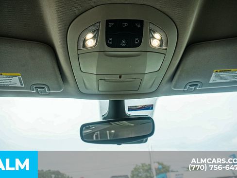 Used 2023 Chrysler Pacifica Touring-L FWD image 57