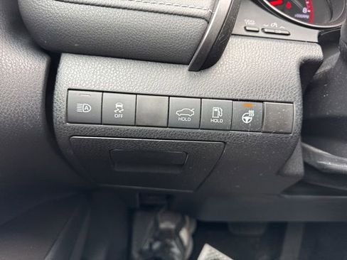 Used 2022 Toyota Camry XSE image 21