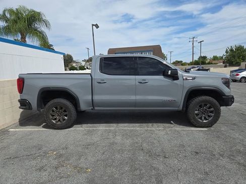 Used 2024 GMC Sierra 1500 AT4X image 2