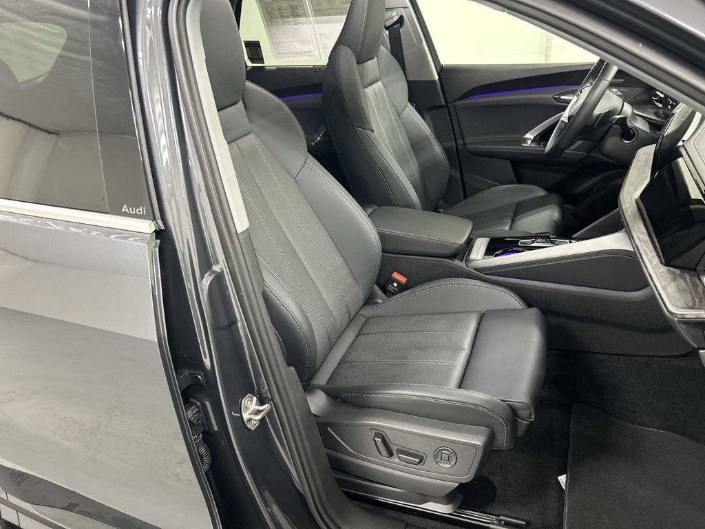 Used 2025 Audi Q5 Premium Plus w/ Premium Plus AWD/4WD image 24