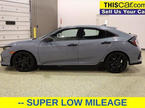 Used 2017 Honda Civic Sport Touring image 4