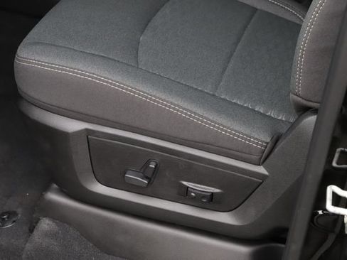 New 2026 RAM 3500 Big Horn AWD/4WD image 15