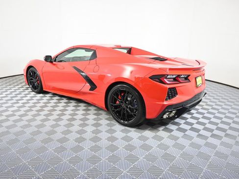 Used 2024 Chevrolet Corvette Stingray Premium Conv RWD image 4