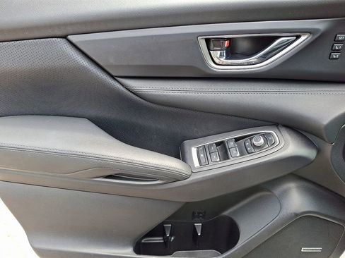 Used 2023 Subaru Ascent Limited w/ Technology Package image 14