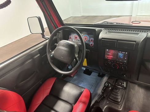 Used 1999 Jeep Wrangler Sport image 21