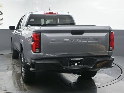 Used 2026 Chevrolet Colorado Z71 w/ Technology Package AWD/4WD image 33
