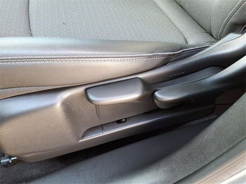 Used 2024 Buick Encore GX Preferred image 18