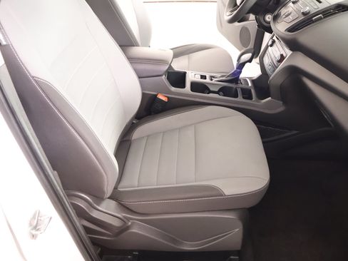 Used 2017 Ford Escape S FWD image 12