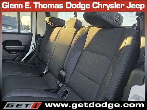 Certified 2023 Jeep Gladiator Willys image 27