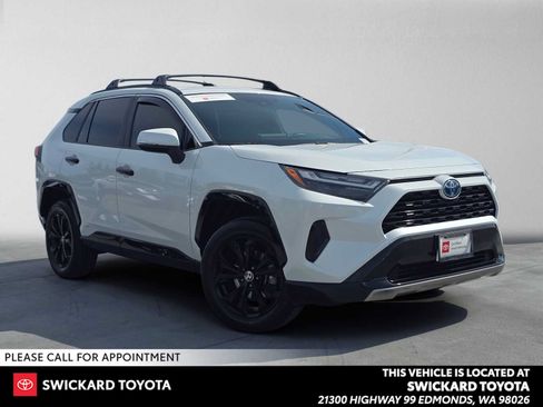 Used 2023 Toyota RAV4 SE w/ Convenience Package AWD/4WD image 1