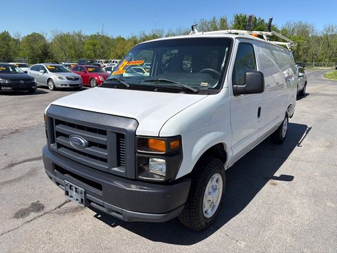 Used 2012 Ford E-150 and Econoline 150 w/ PWR Group RWD image 2