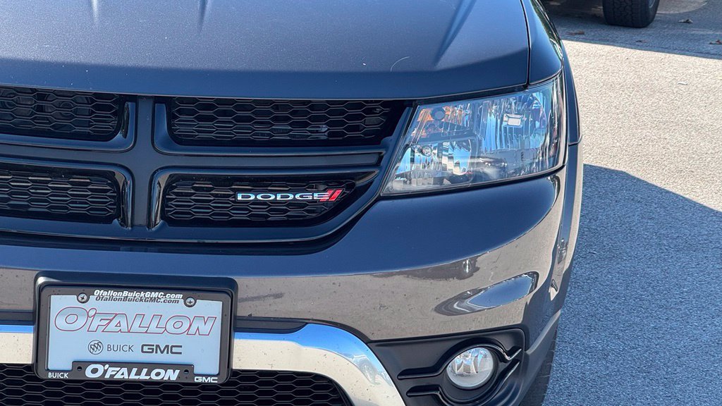Used 2017 Dodge Journey Crossroad w/ Popular Equipment Group FWD image 8