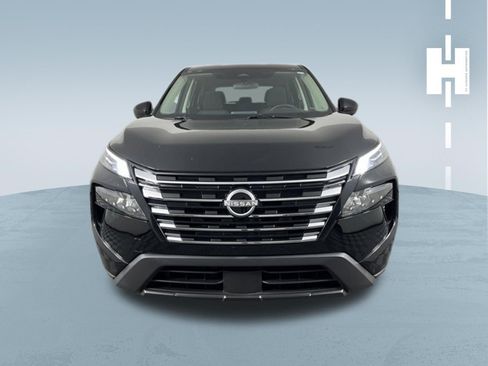 Used 2026 Nissan Rogue SV FWD image 3
