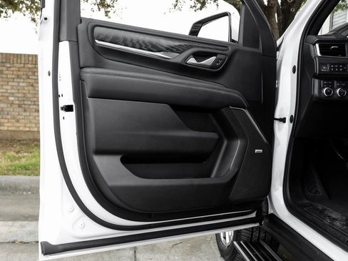 Used 2022 GMC Yukon XL Denali image 55