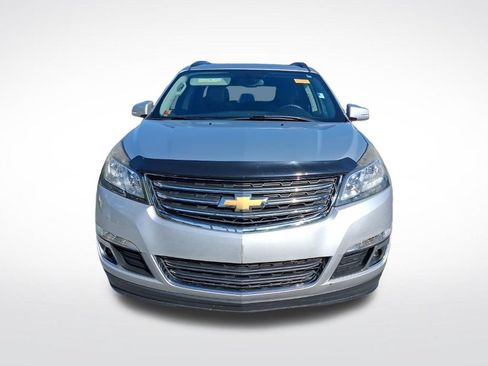 Used 2016 Chevrolet Traverse LT FWD image 2