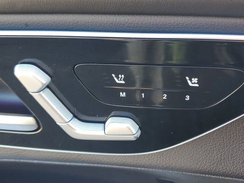 Used 2024 Mercedes-Benz GLC 300 image 33