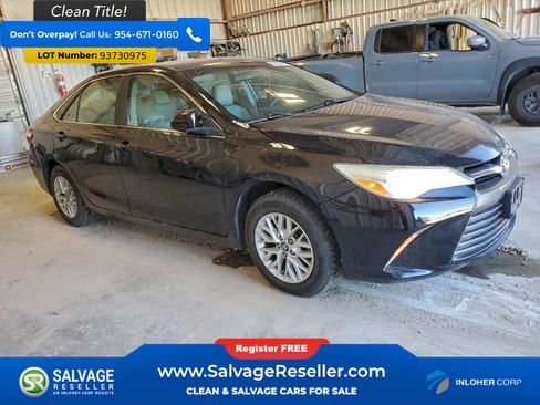 Used 2017 Toyota Camry image 5