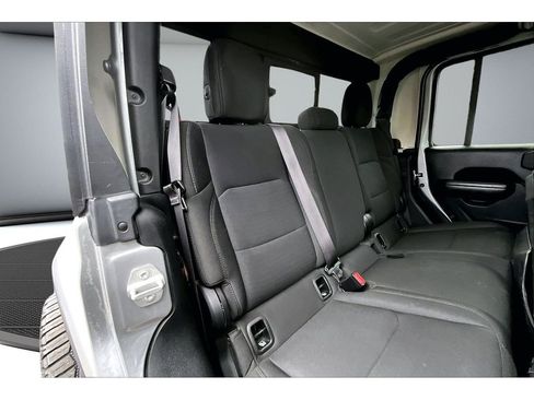 Used 2021 Jeep Gladiator Sport image 24